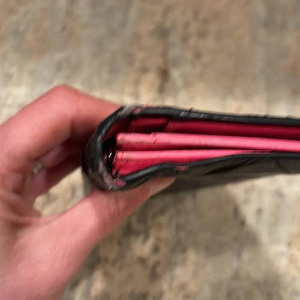 Chanel black long leather wallet with pink leather inside - Picture 16 of 16